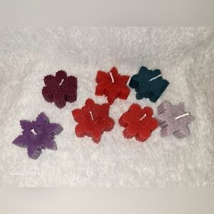 HOMEMADE * 7 Handmade SNOWFLAKE Candles * Red & Purple * Green* NEW * Christmas
